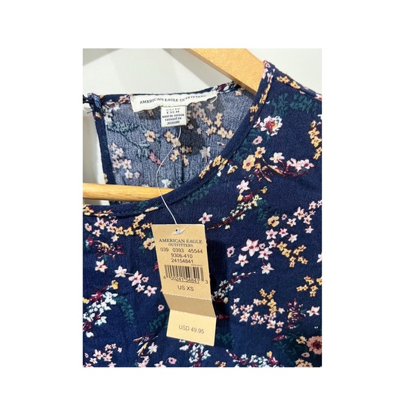 American Eagle Cold Shoulder dress - Picture 6 of 7